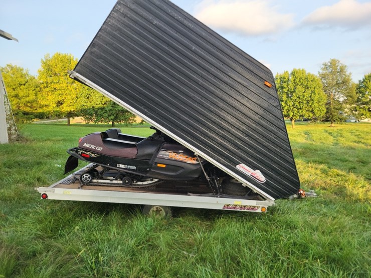 sled-shed-single-axle-snowmobile-trailer-w/2-arctic-cat-440-snowmobiles*updated-information-9/22/25-@-8:30a*-image-72