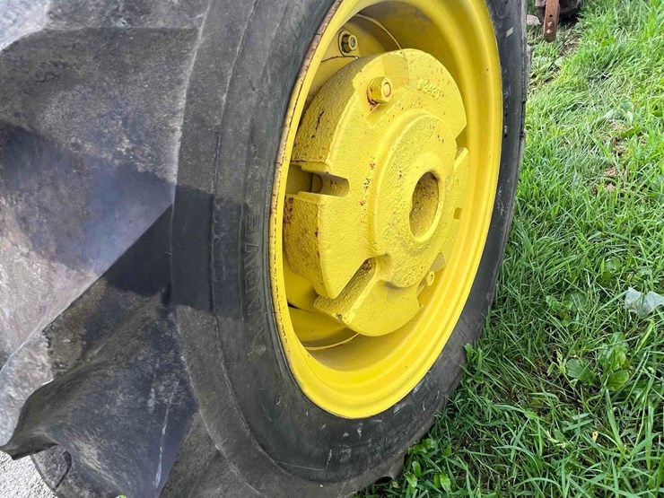 john-deere-m-image-9