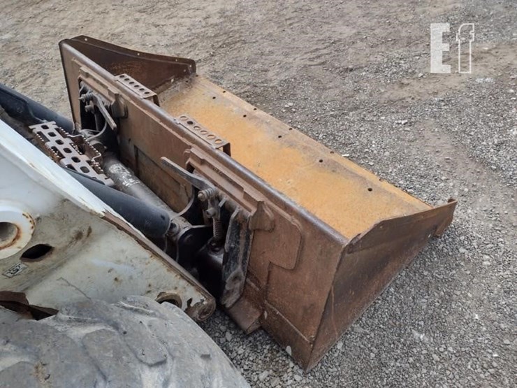 2012-bobcat-s650-image-17