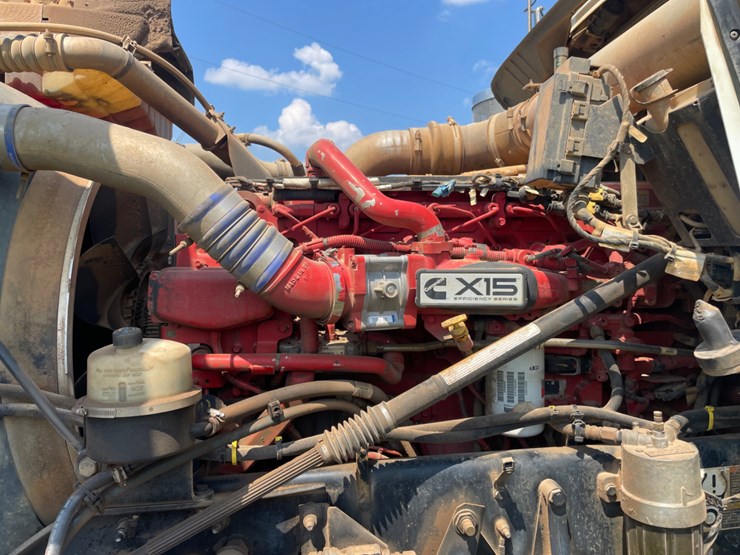 2018-kenworth-w900-image-7