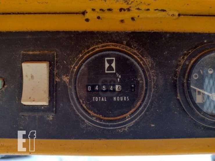 1986-deere-575-image-6