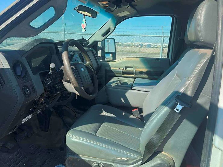 2014-ford-f350-image-7