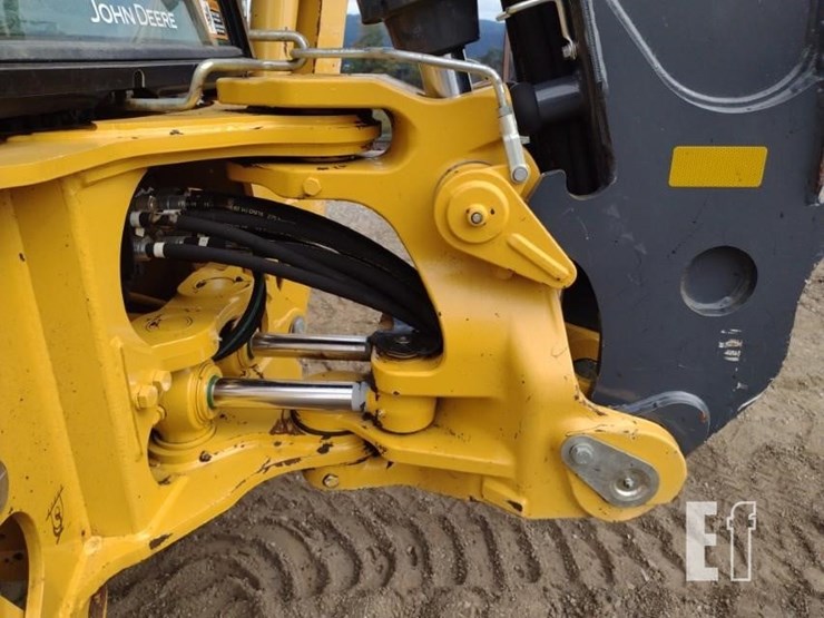 2020-deere-410l-image-29