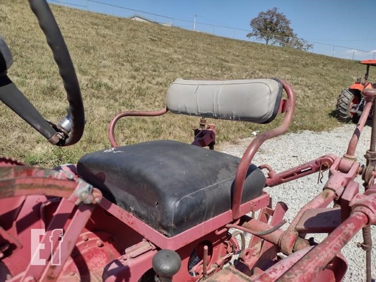 farmall-140-tractor-w/cultivators-5760-image-7
