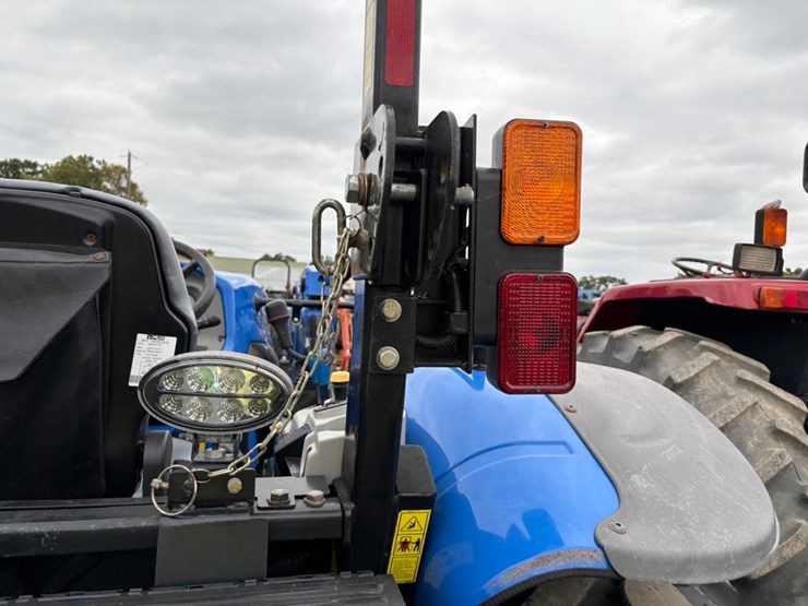2019-new-holland-workmaster-95-image-18
