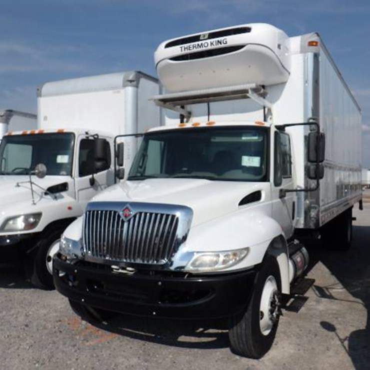 2019 INTERNATIONAL DURASTAR 4300