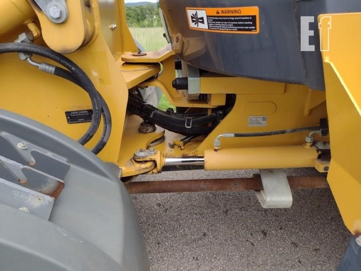 2017-deere-244kii-image-21