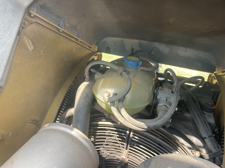 deere-310j-image-39