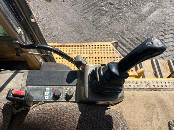 caterpillar-385bl-image-30