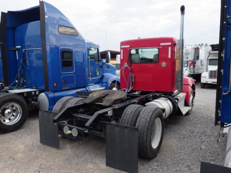 2011-kenworth-t370-image-6