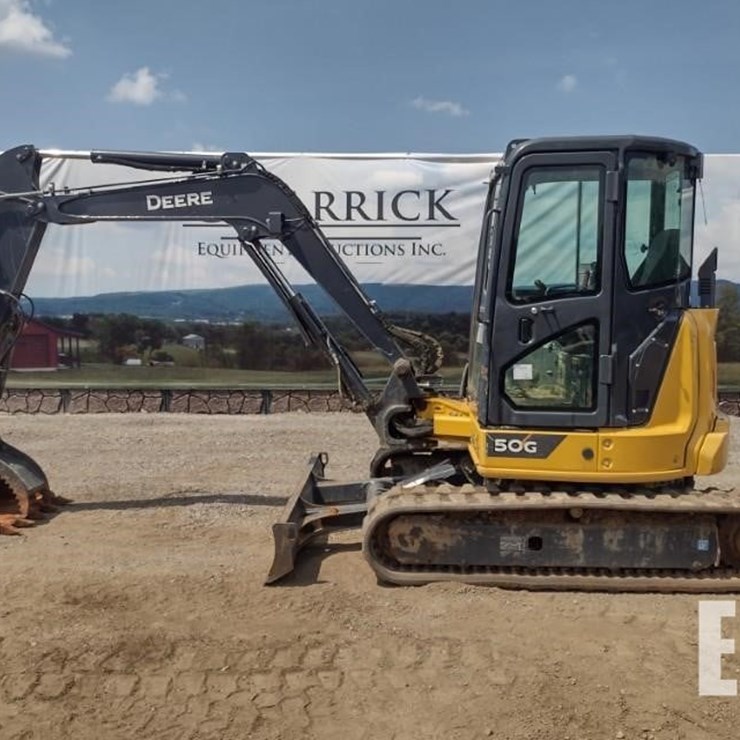 2022 DEERE 50G