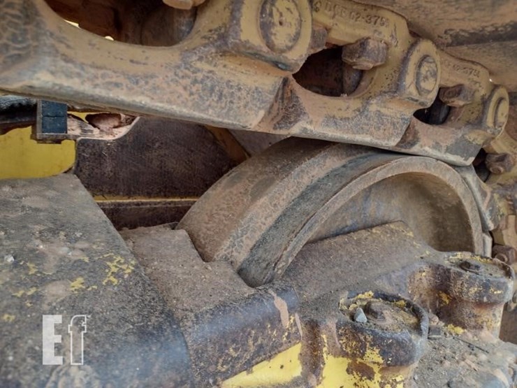 2015-komatsu-d61ex-23-image-39
