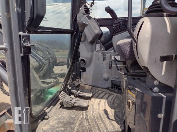 2017-deere-60g-image-12