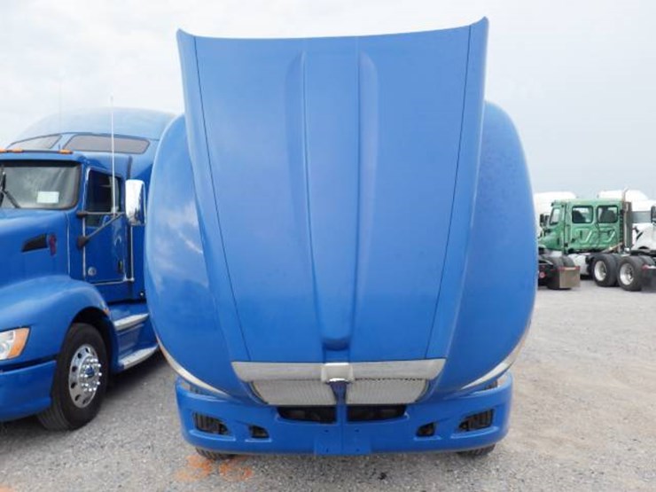 2014-kenworth-t660-image-15