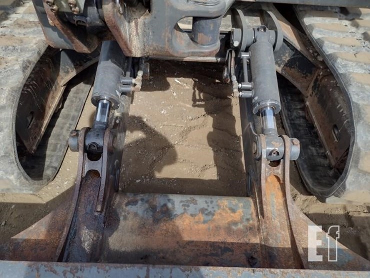 2018-bobcat-e85-image-21