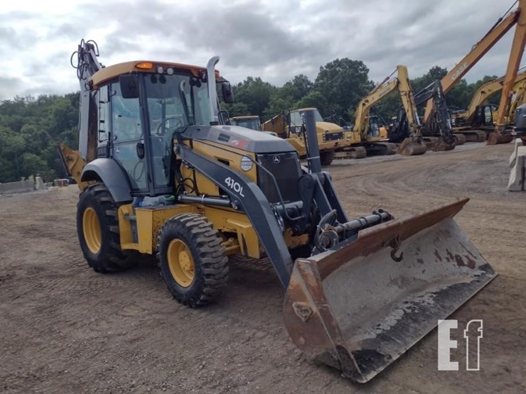 2020-deere-410l-image-36