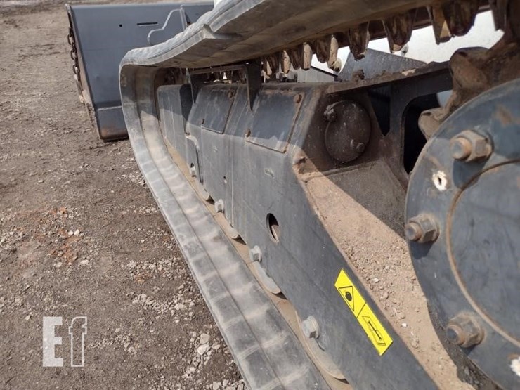 2012-bobcat-t750-image-23
