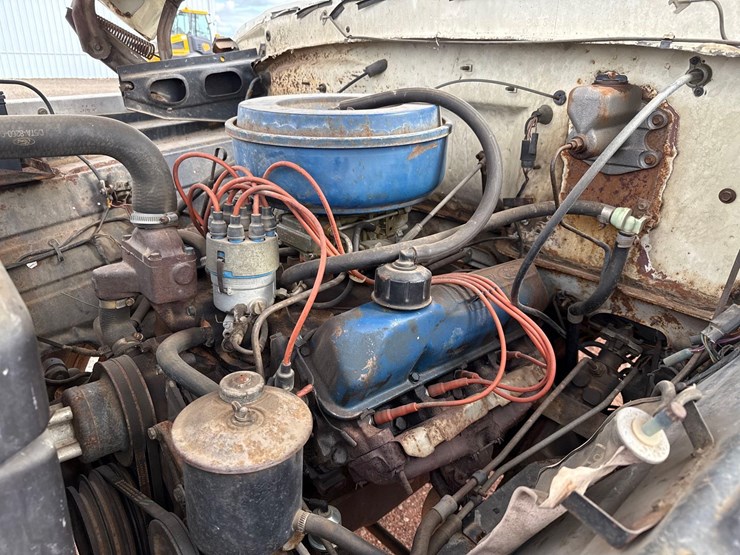 1976-ford-f600-image-13