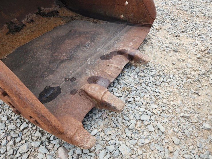 deere-230-lc-image-5
