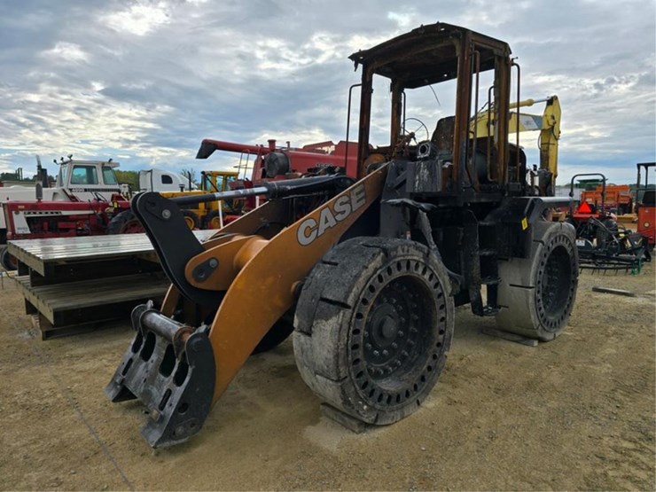 2022-case-521g-image-1