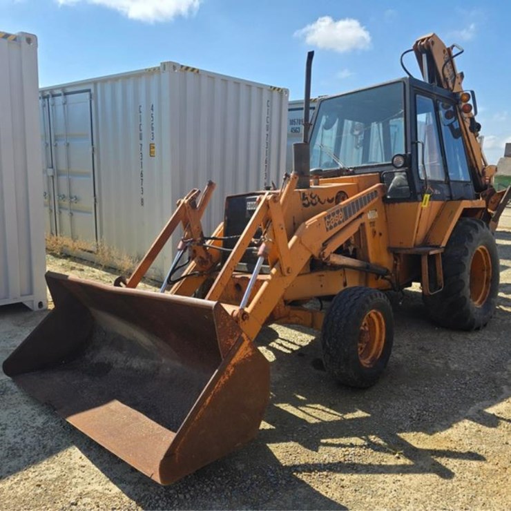 CASE 580C