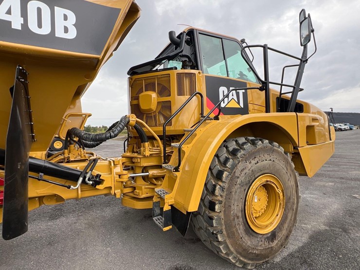 caterpillar-740b-image-9