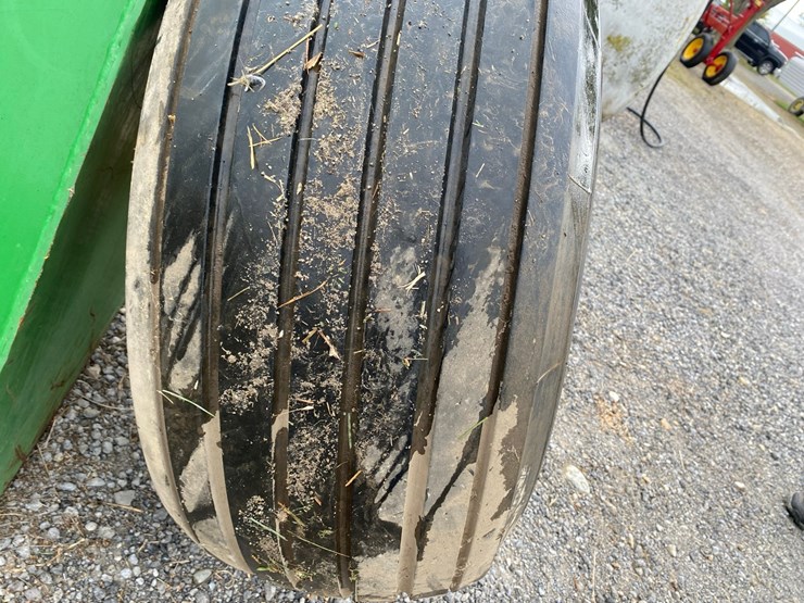 wagon-rim-and-tire-image-2