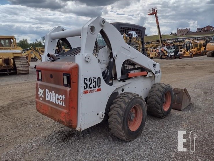 2004-bobcat-s250-image-27