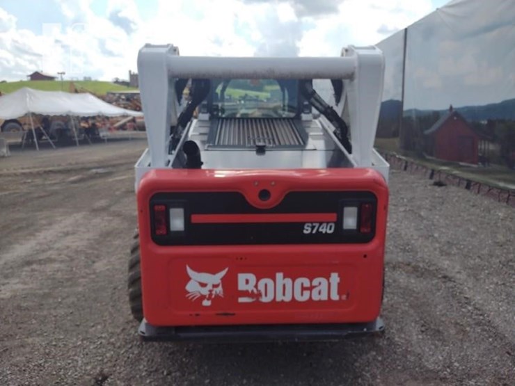 2022-bobcat-s740-image-4