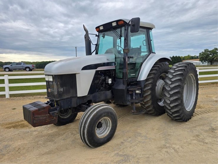 agco-white-8310-image-1