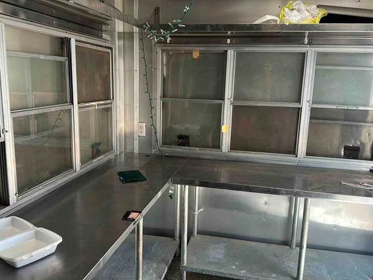 2012-diamond-cargo-food-trailer-image-10
