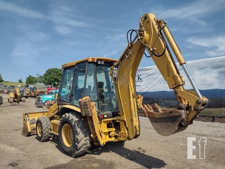 2004-caterpillar-420d-image-38