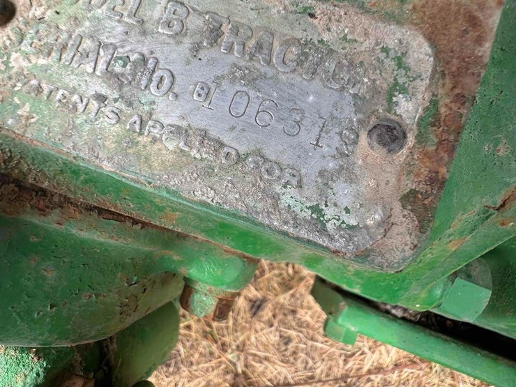john-deere-b-image-16