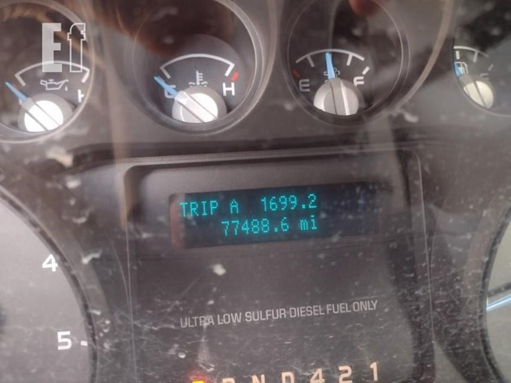 2013-ford-f650-xlt-image-5