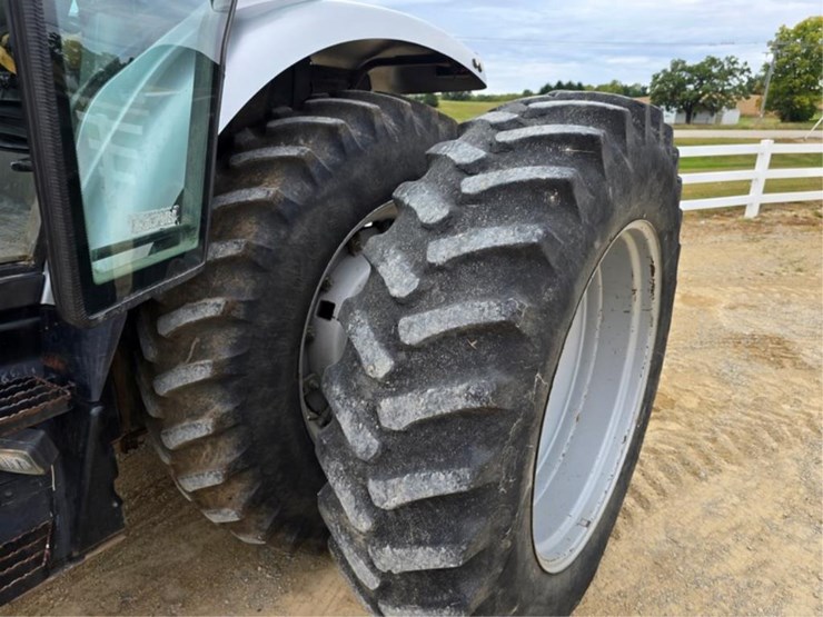 agco-white-8310-image-18