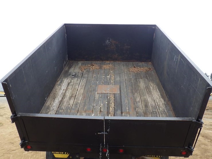 2011-ford-f550-image-25