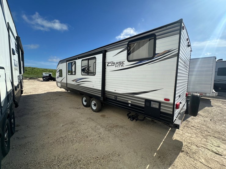 2018-forrest-river-cruise-lite-camper-image-6