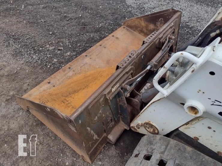 2020-bobcat-t595-image-19