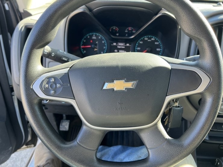 2016-chevrolet-colorado-image-31