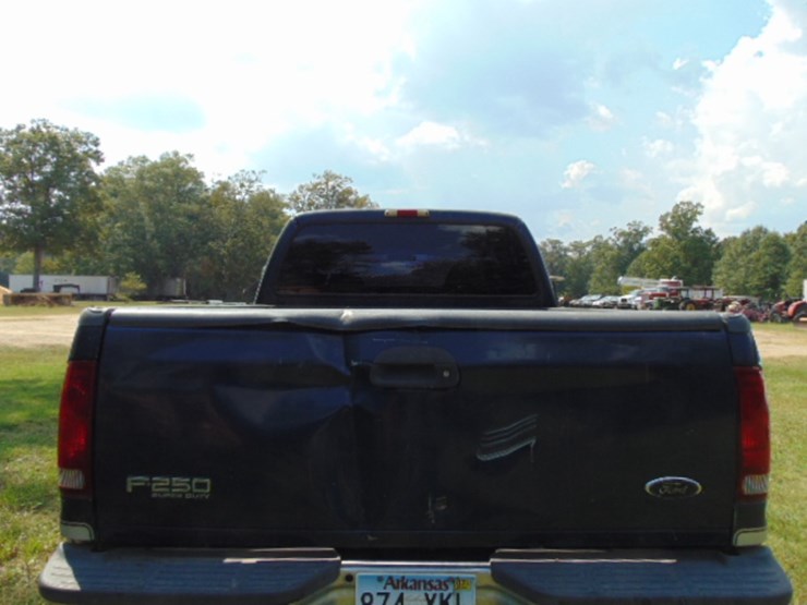2001-ford-f250-xlt-image-3