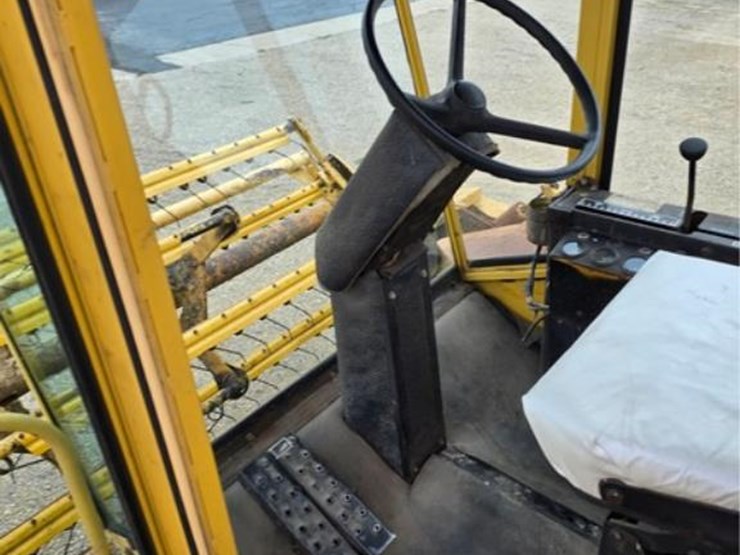 new-holland-1499-image-12