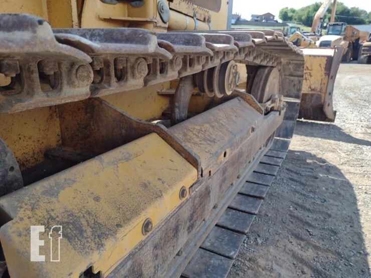 2000-deere-550h-lt-image-31