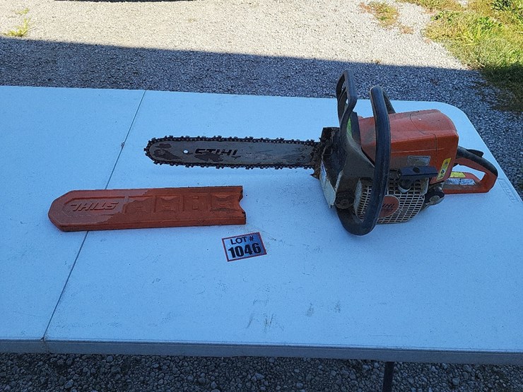 stihl-ms250-gas-chain-saw---tag-#1045-image-1