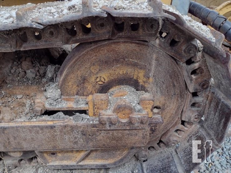 deere-650h-image-32