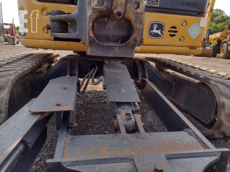 2018-deere-35g-image-21