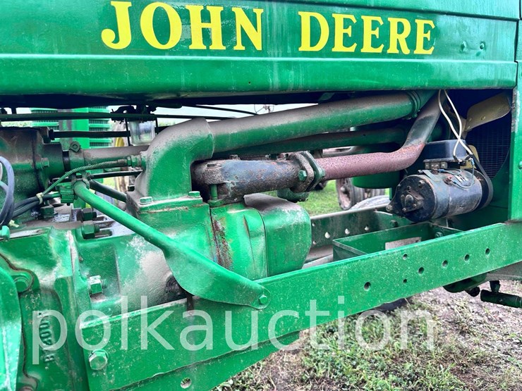 john-deere-b-image-11