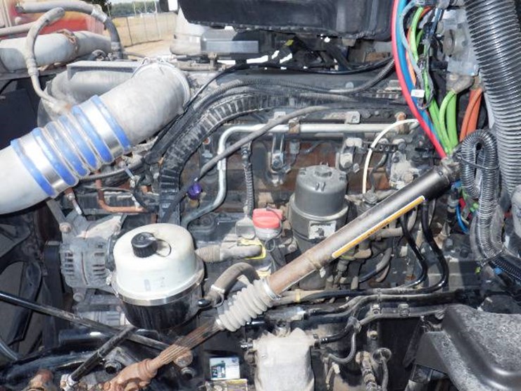 2021-kenworth-t680-image-12