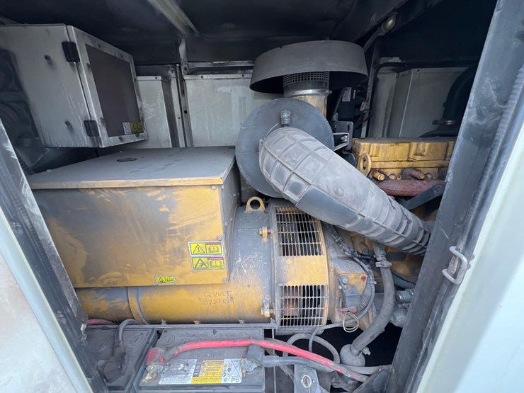 caterpillar-xq175-image-9