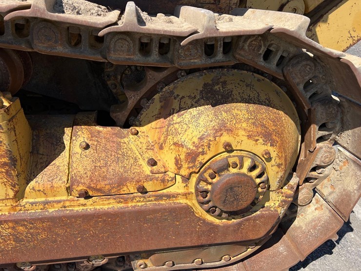 caterpillar-d9h-image-8