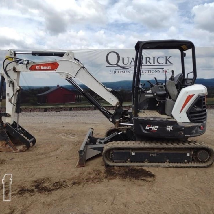 2023 BOBCAT E42